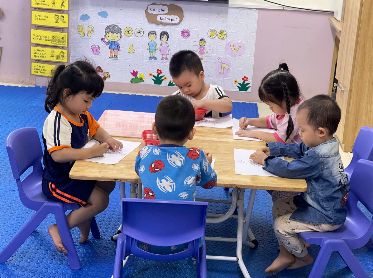 C:\Users\Admin\Desktop\Văn nghê\z6021630127699_e1bf0ad46a6b9dcc28f9f9ffc28c77d1.jpg