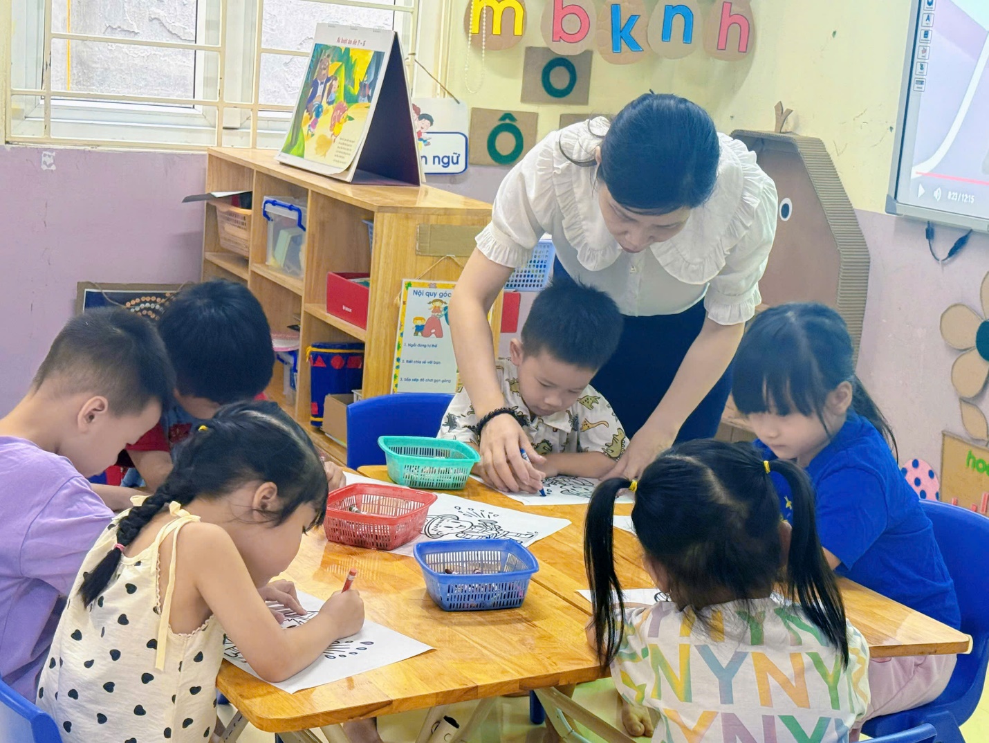 E:\D\2025 - 2026\BÀI VIẾT WEB\Tháng 10\ảnh cứu hỏa\z7100451513216_8972d7ce2481a0c91297d8fb1c5f28df.jpg