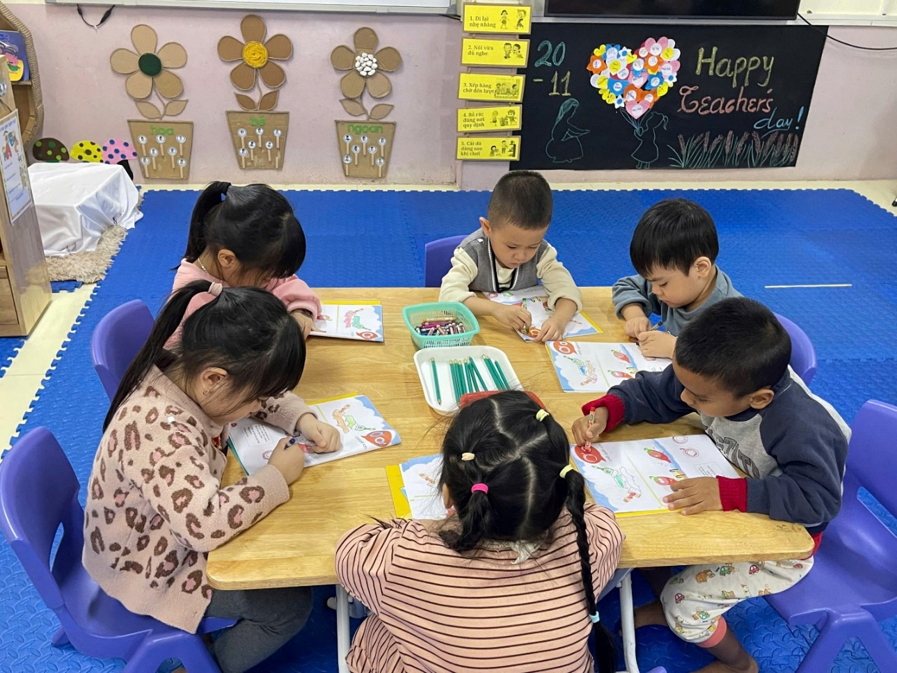 E:\D\2025 - 2026\BÀI VIẾT WEB\THÁNG 11\ẢNH TẠO HÌNH\z7190409746215_b7d571e6bb6310f6ded7c6cb71fed1d3.jpg