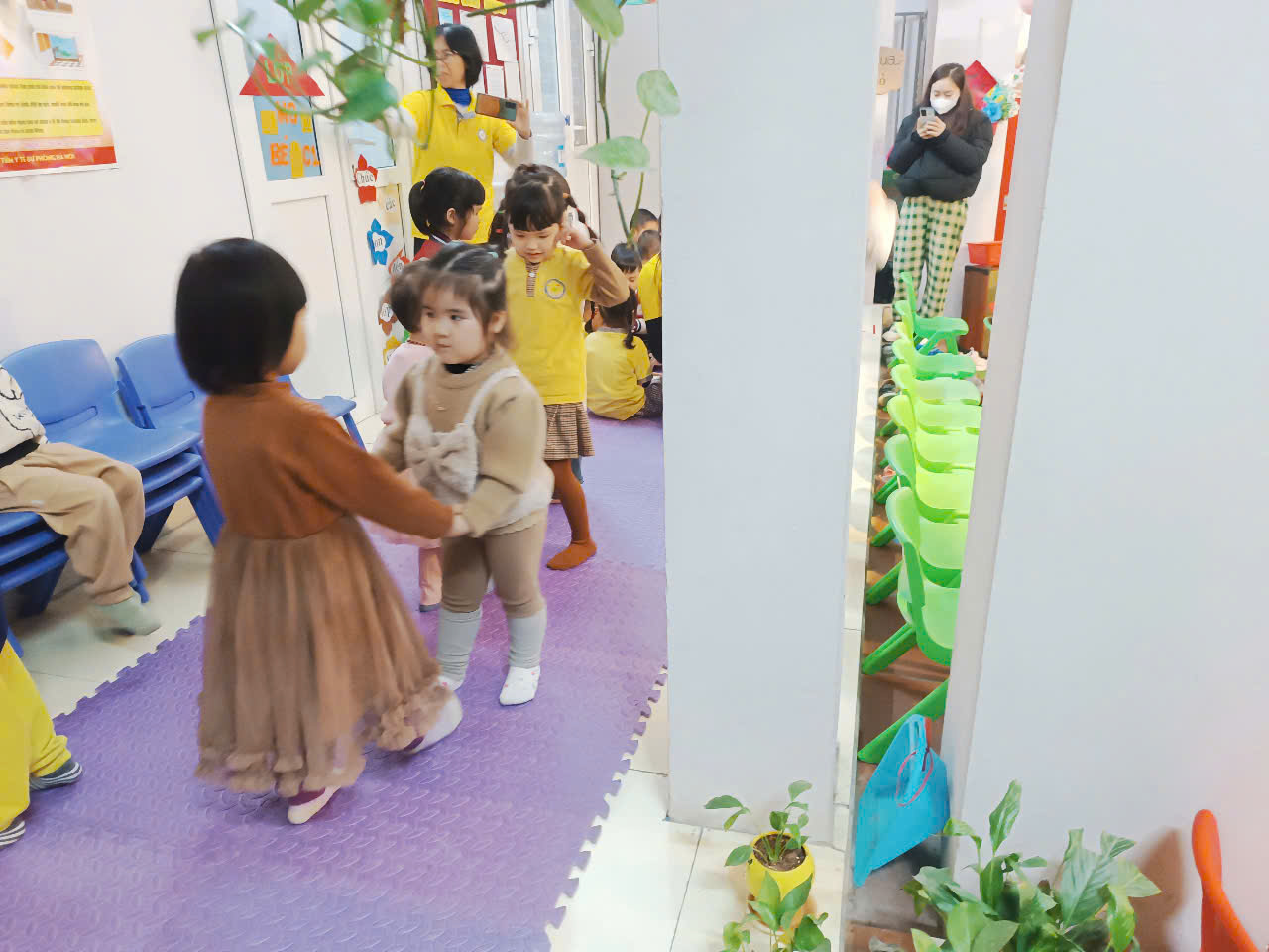 F:\BÀI SOẠN 24 - 25\ẢNH C1 24 - 25\TRÒ CHƠ DÂN GIAN\a2318ae039c2879cded314.jpg