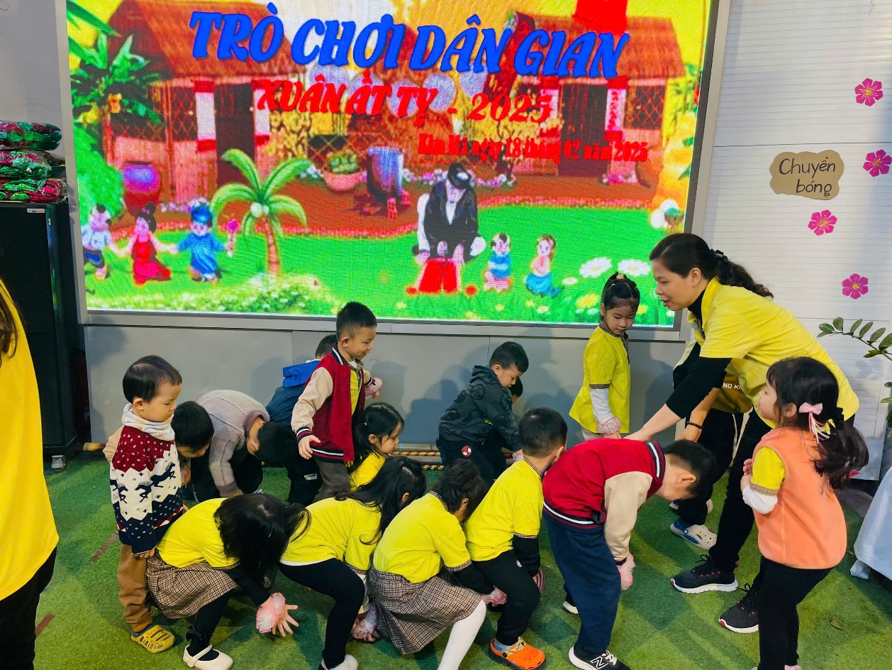 E:\D\2024 - 2025\8. ẢNH HỌC SINH 2024 - 2025\ẢNH HS 2024 - 2025\TRÒ CHƠI DÂN GIAN\z6330907908253_682ca6c78f3e506cfcacbc8e620ad215.jpg