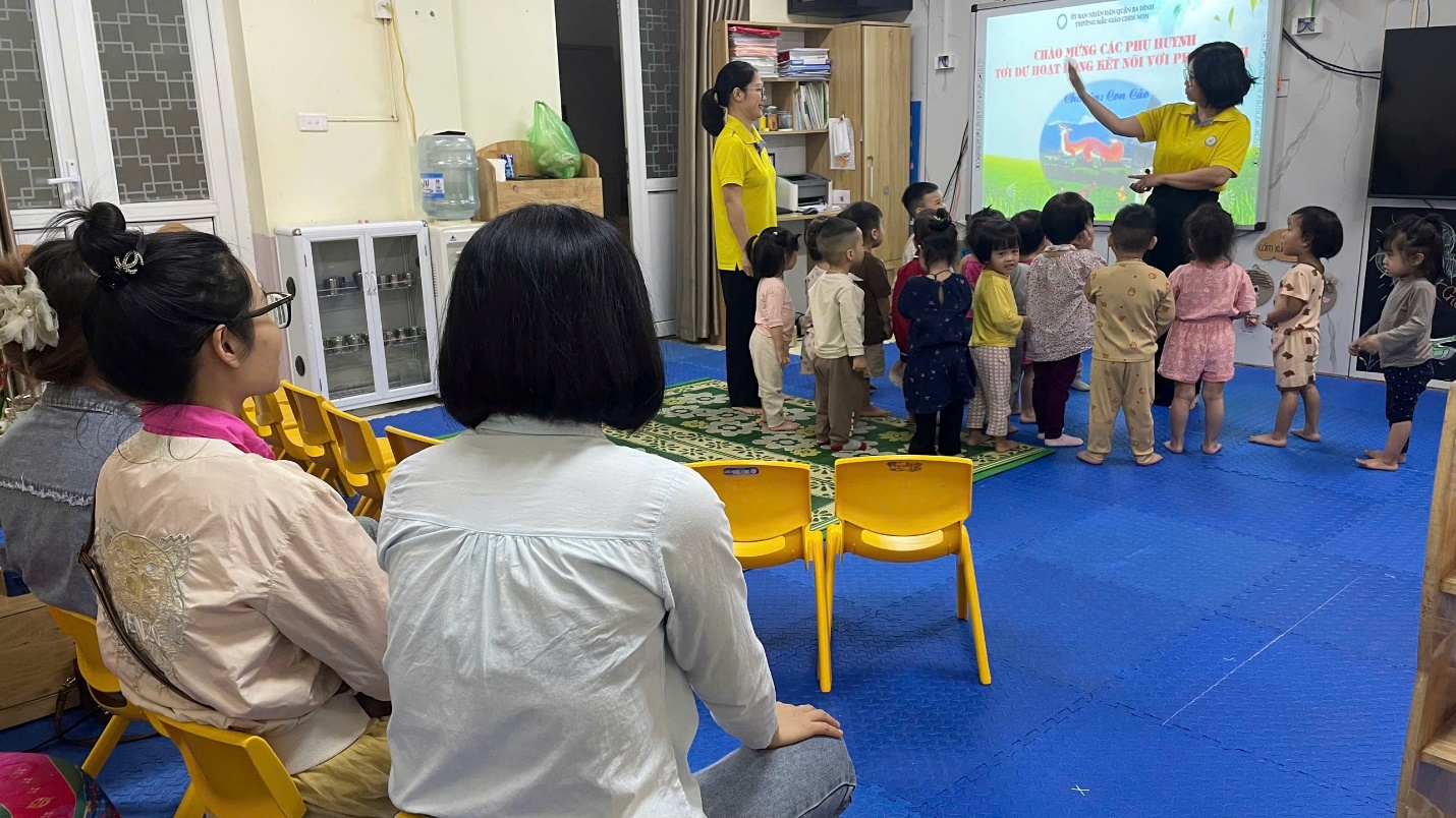 C:\Users\Admin\Desktop\ảnh lớp D\z6506223279650_9155967a8427cb85974896ac13d433e9.jpg