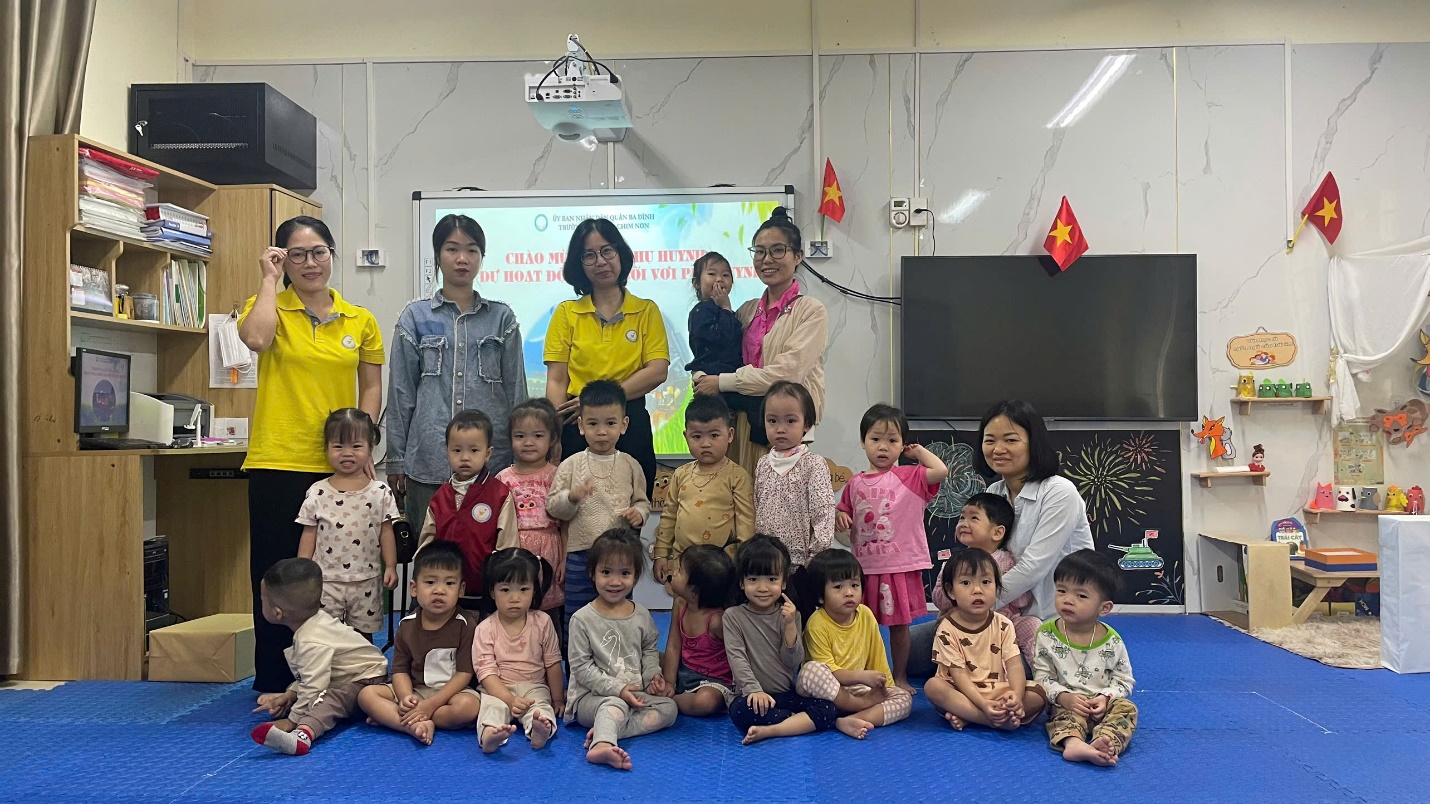 C:\Users\Admin\Desktop\ảnh lớp D\z6506223370950_e400c5977297150da5e27bc62a597179.jpg