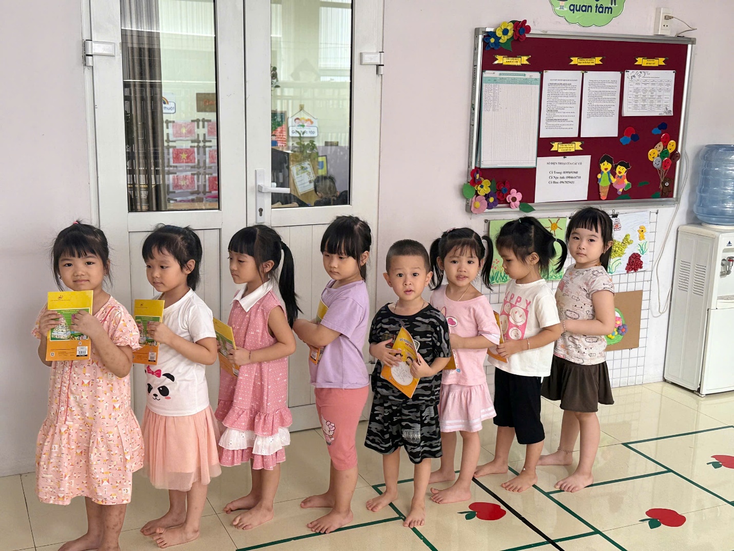 E:\D\2025 - 2026\BÀI VIẾT WEB\THÁNG 9\Ảnh\Khám sức khỏe lần 1\z7037075975340_523b8d30dd0f01da2991e55d6523dc8b.jpg