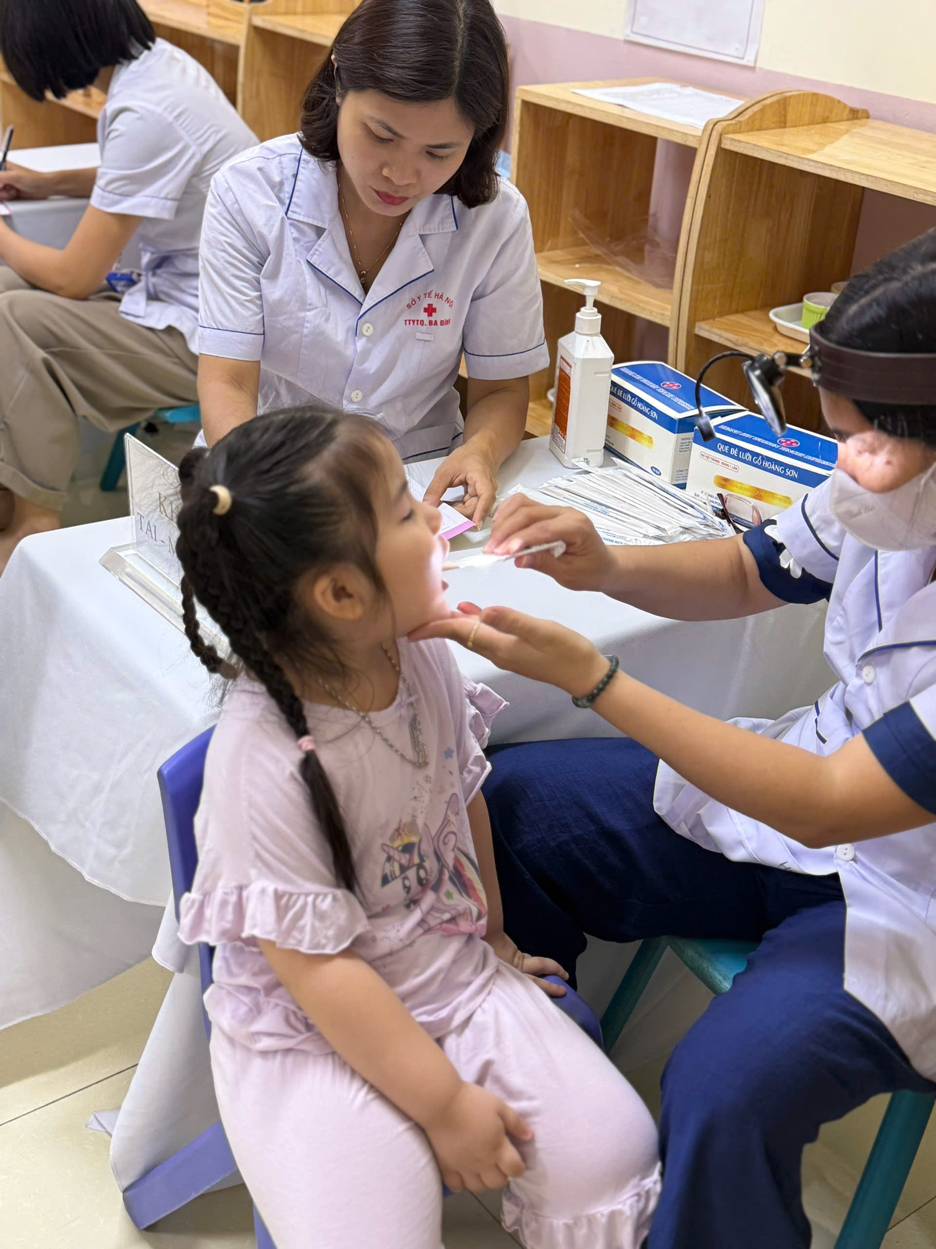 E:\D\2025 - 2026\BÀI VIẾT WEB\THÁNG 9\Ảnh\Khám sức khỏe lần 1\z7036965761505_617277d0765c0b030ab2c2e559da4cc6.jpg