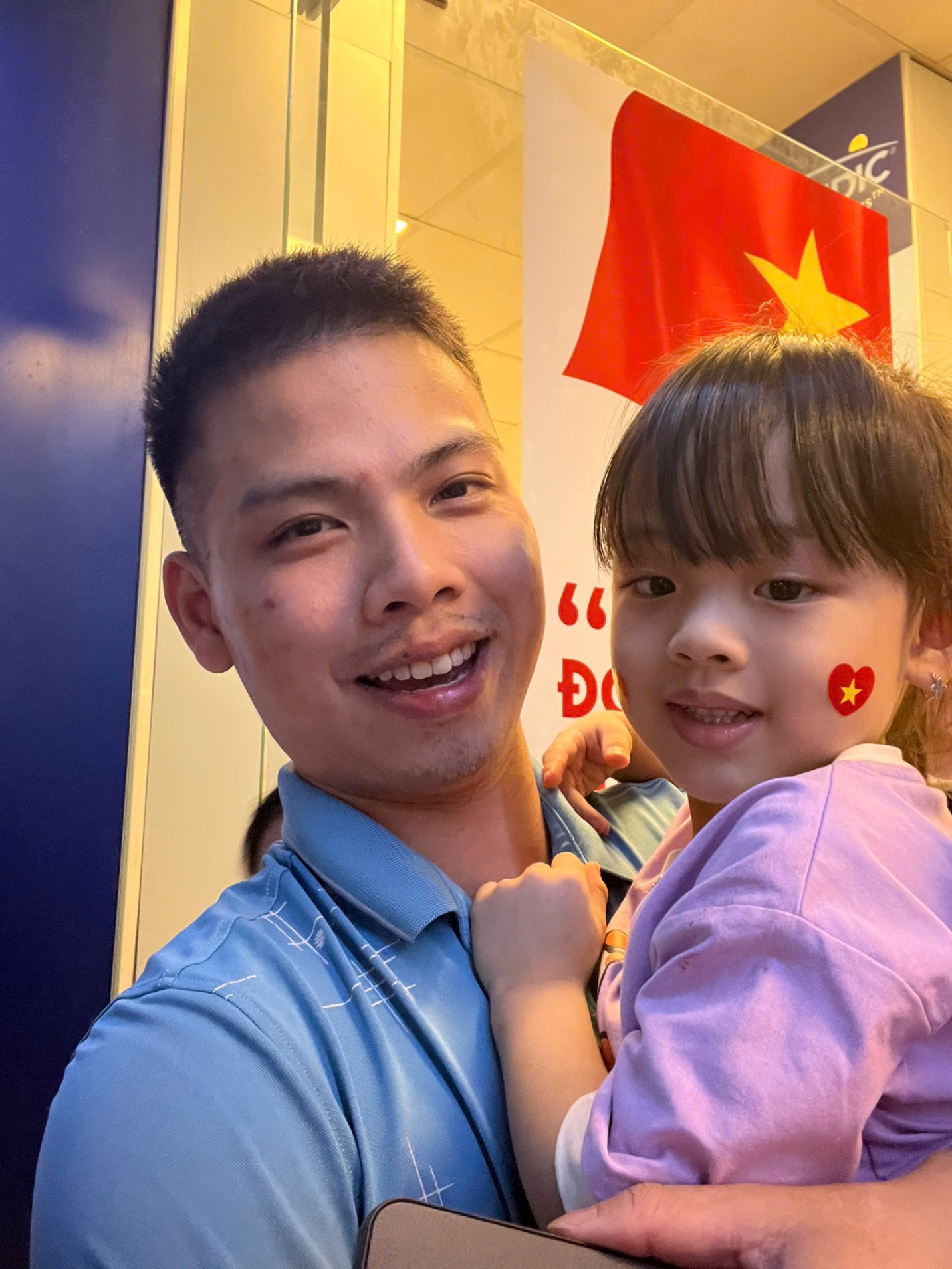 E:\D\2025 - 2026\BÀI VIẾT WEB\THÁNG 9\Ảnh\2.9\z6970978550980_76b31882321185cd035aad267a420e2f.jpg