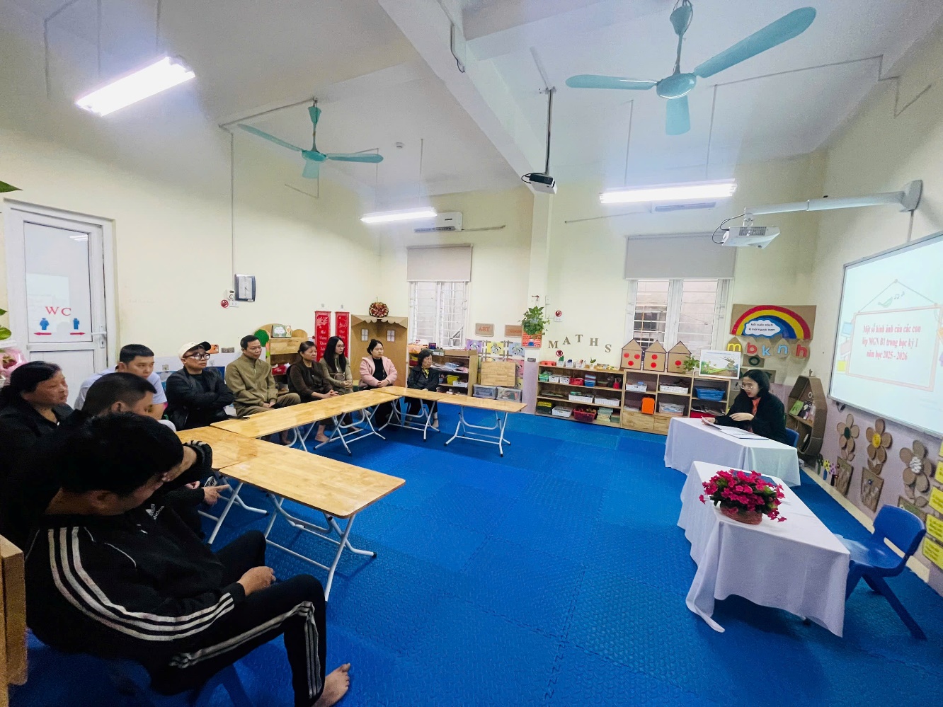 E:\D\2025 - 2026\BÀI VIẾT WEB\Tháng 01 - 2026\ảnh\Họp sơ kết\z7431889436563_416e03fe5a9f93c795e42b352edf3473.jpg