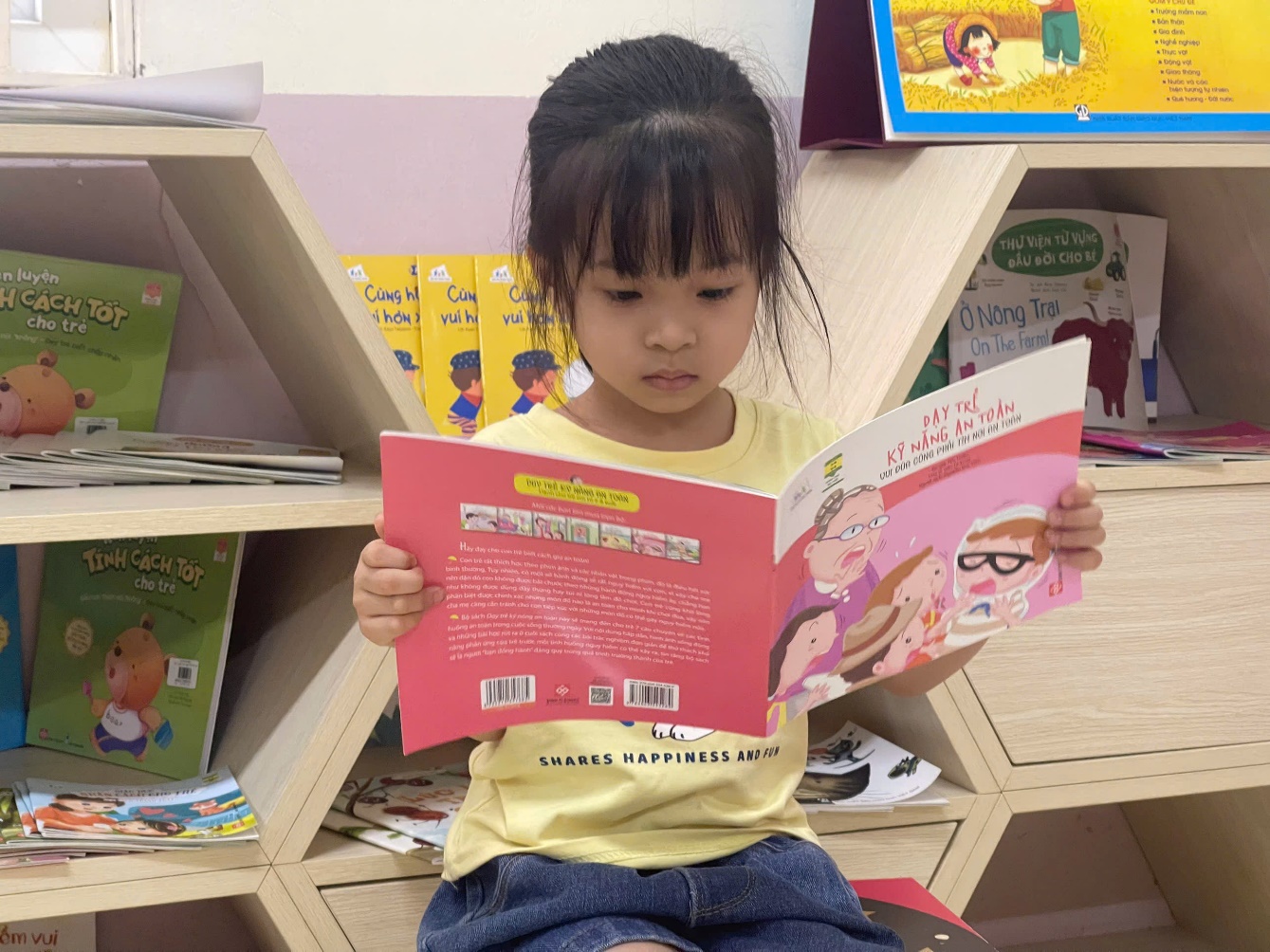 E:\D\2026 - 2027\5. ẢNH LỚP\PHÒNG THƯ VIỆN\THÁNG 10\1791339807269_501077186183647521_g3702290897611747764_625f355329b9be94ee8b6fcddddd49ec.jpg