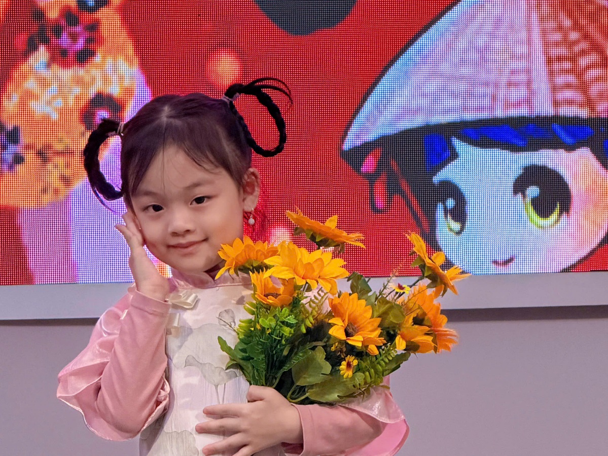 E:\D\2025 - 2026\BÀI VIẾT WEB\THÁNG 03\Áo dài\z7592158229183_e9f27f08a415d20e1107bc7ecd583e8d.jpg